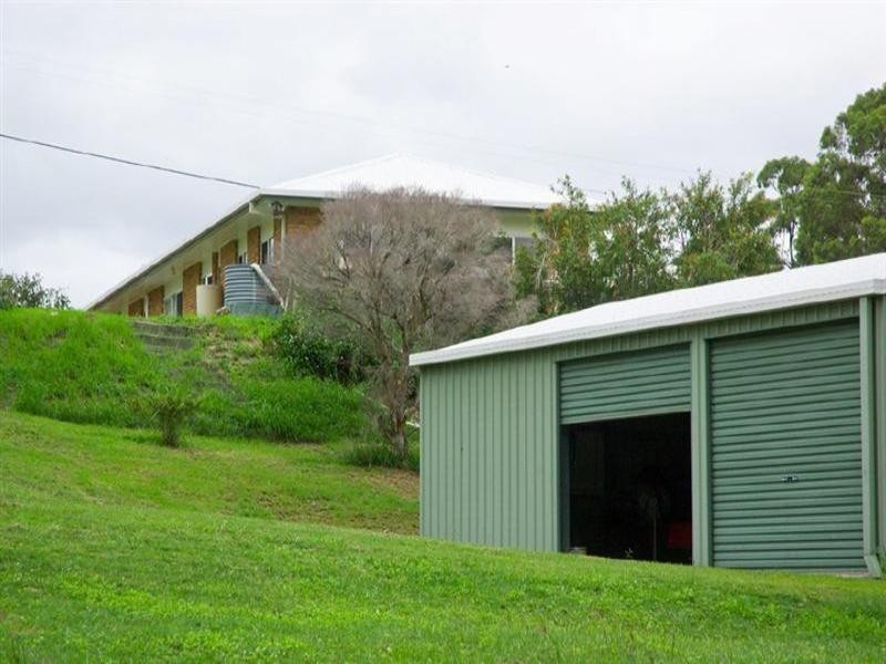 70 FONS Drive, Glendale QLD 4711