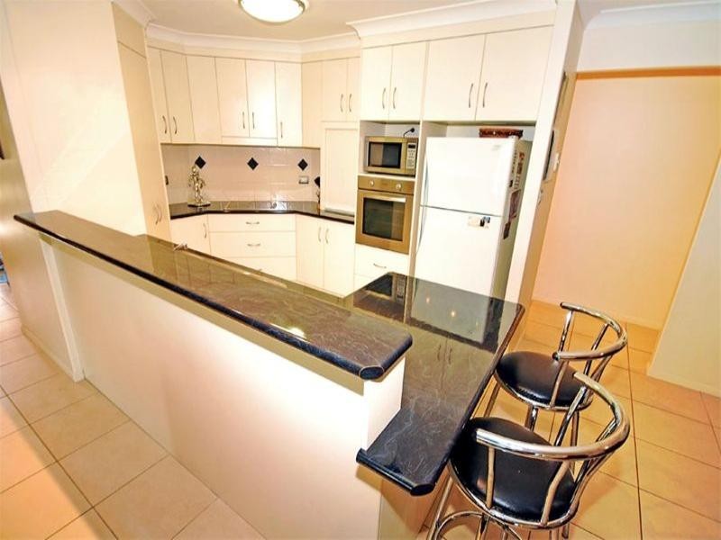 17 Goldfinch Drive, Parkhurst QLD 4702