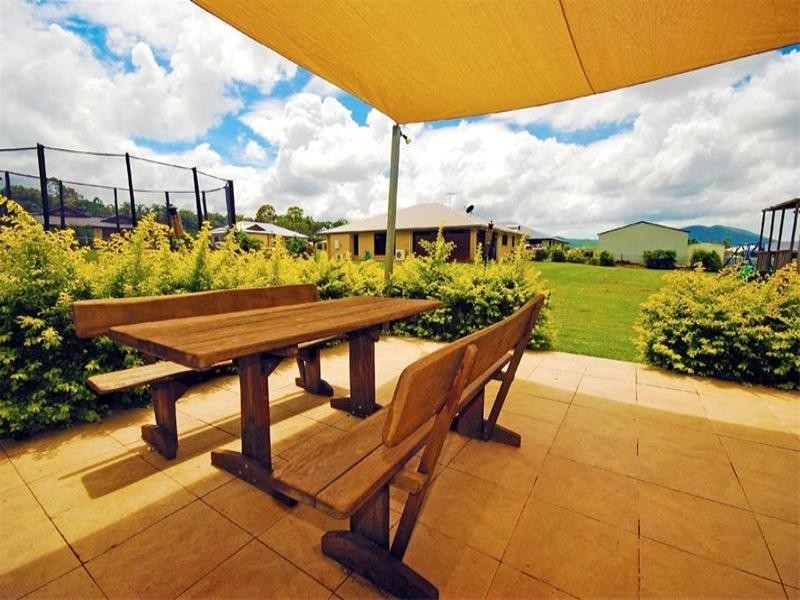 17 Goldfinch Drive, Parkhurst QLD 4702