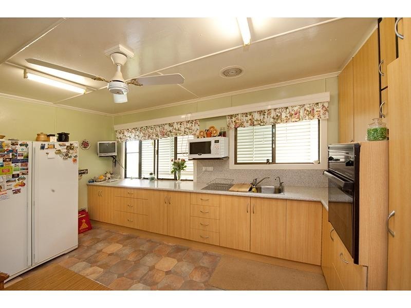 4 Laver Street, West Rockhampton QLD 4700