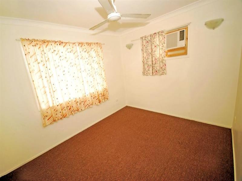 34 Twigg Street, Park Avenue QLD 4701