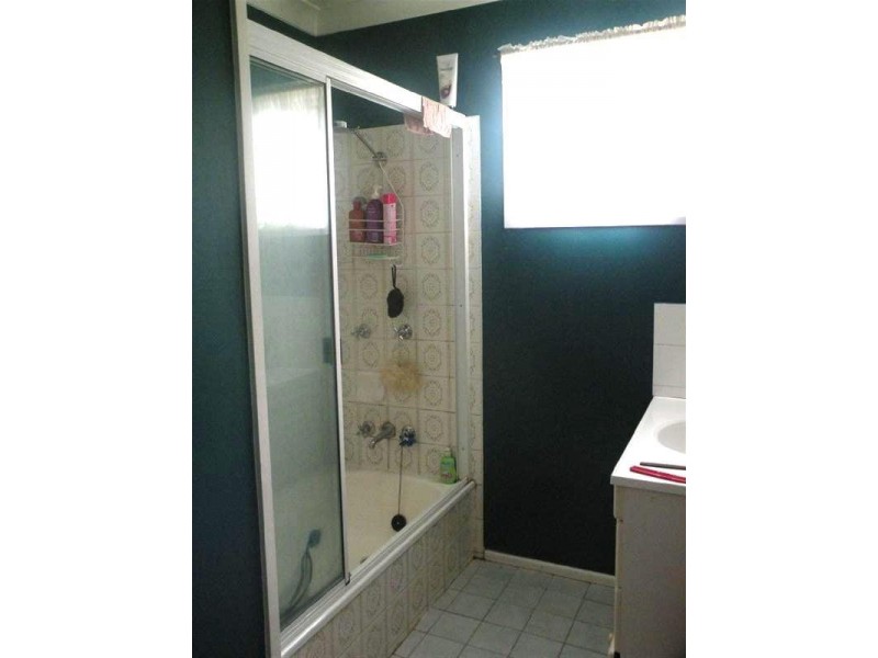 7 Barfoot Street, Kawana QLD 4701