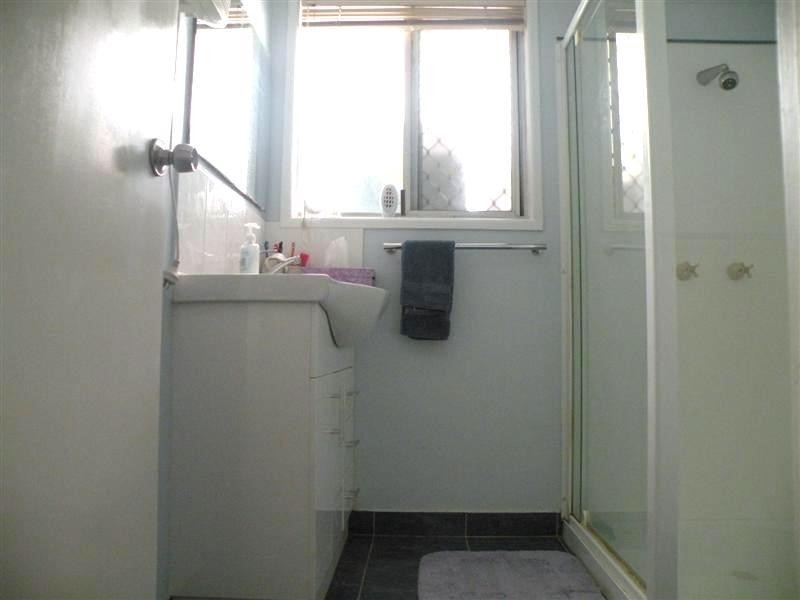 6 Wentworth Terrace, The Range QLD 4700