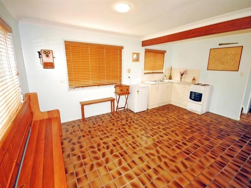 132 Upper Dawson Road, The Range QLD 4700