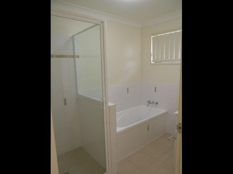 1 Anna Meares Avenue, Gracemere QLD 4702