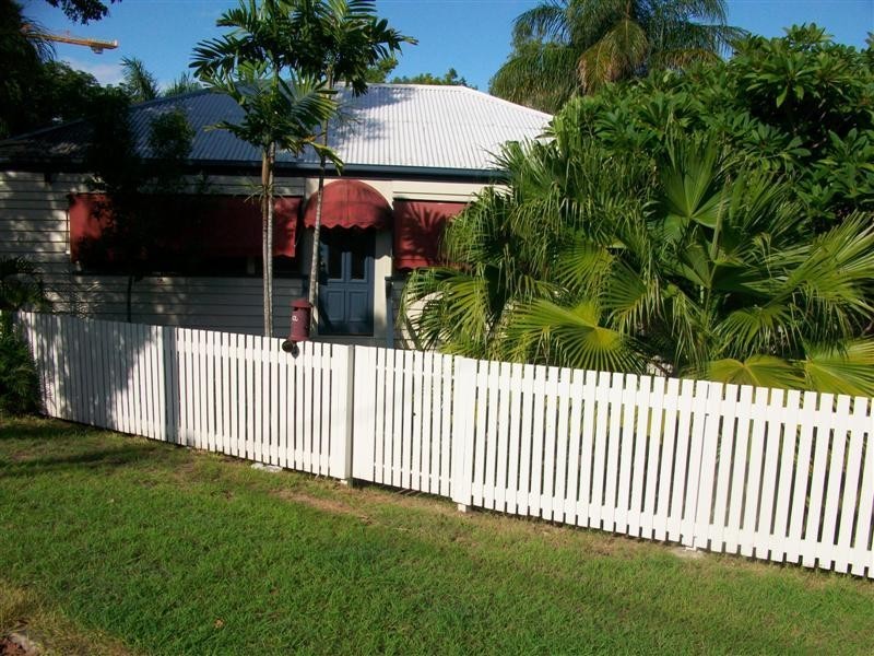 5 KELLOW Street, The Range QLD 4700