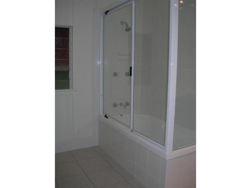 5 KELLOW Street, The Range QLD 4700