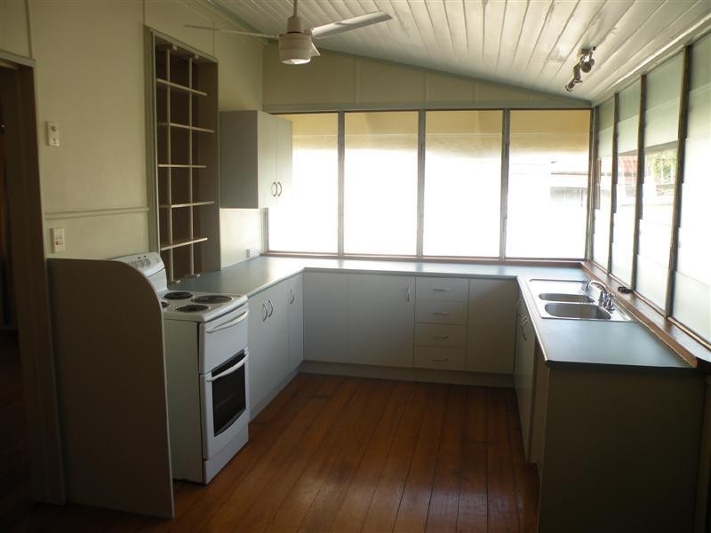 7 CONNOLLY Street, Allenstown QLD 4700