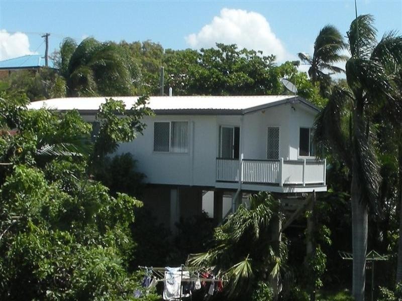 49 Matthew Flinders Drive, Cooee Bay QLD 4703
