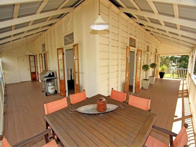 4 Davis Street, The Range QLD 4700
