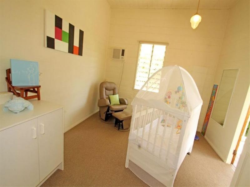 4 Davis Street, The Range QLD 4700