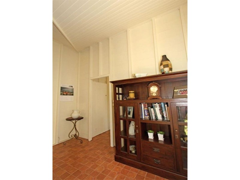 4 Davis Street, The Range QLD 4700