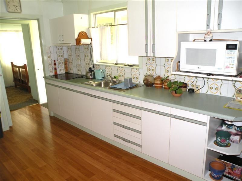 146 Main Street, Park Avenue QLD 4701