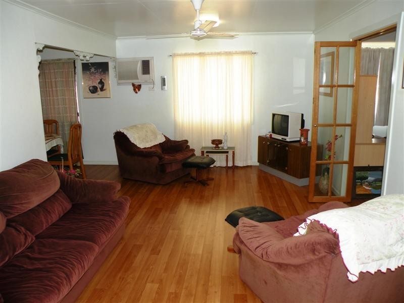 146 Main Street, Park Avenue QLD 4701