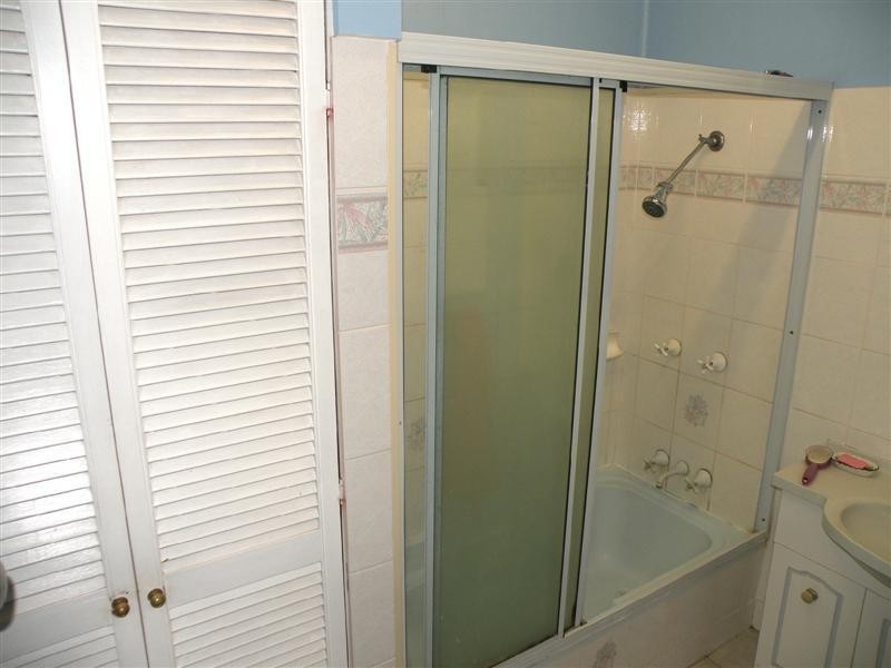 334 Lawrence Avenue, Frenchville QLD 4701