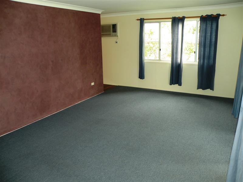 37 Hardy Avenue, Park Avenue QLD 4701