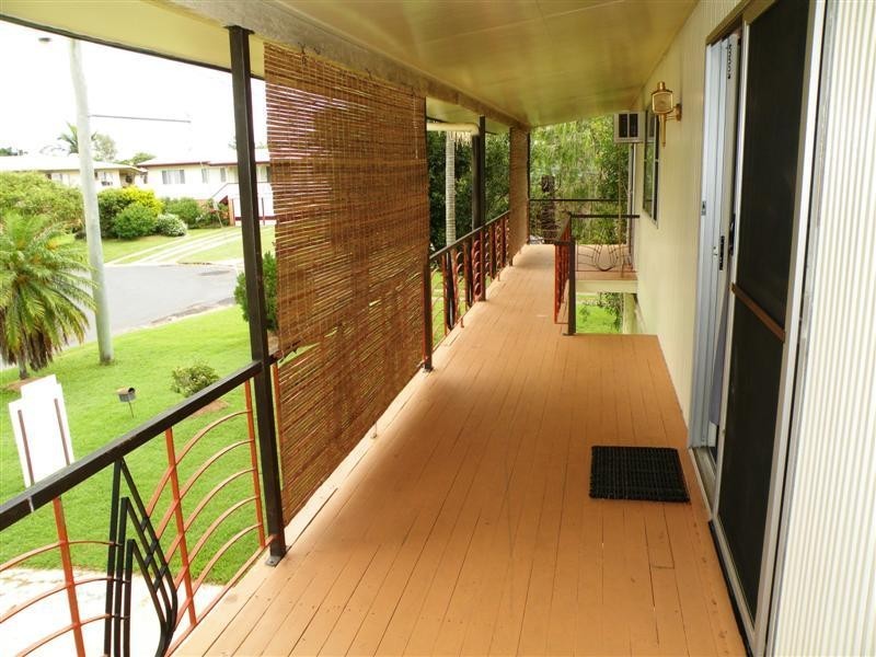 37 Hardy Avenue, Park Avenue QLD 4701