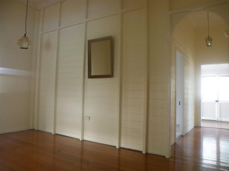 1 Woodville Street, Wandal QLD 4700