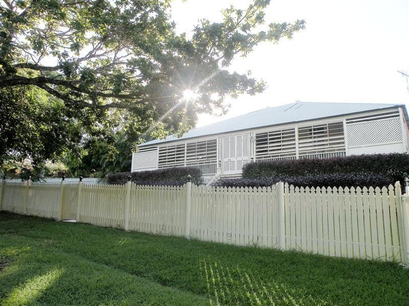 220 Archer Street, The Range QLD 4700