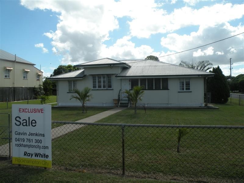 64 Main Street, Park Avenue QLD 4701