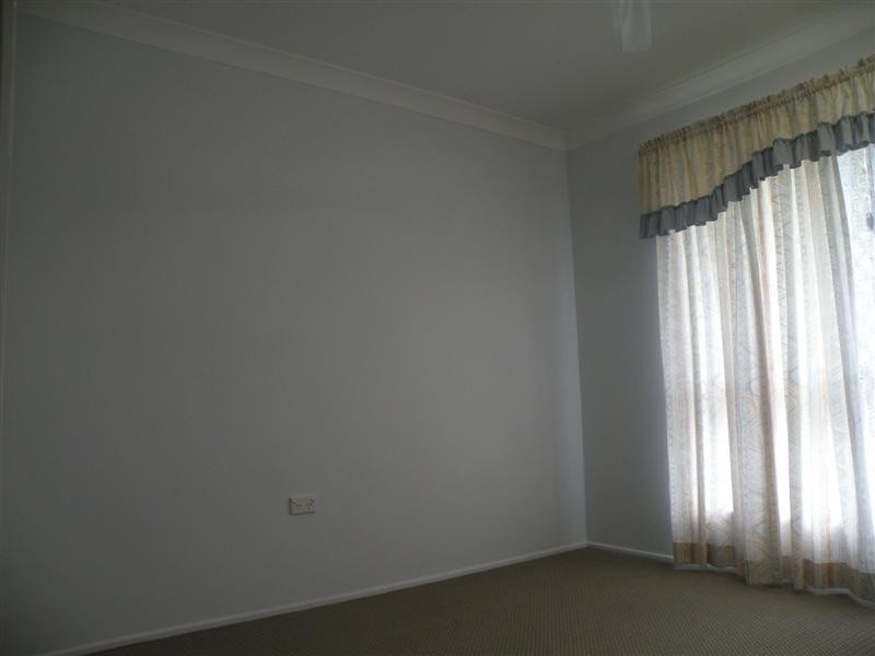 10 Emmerson Drive, Glenlee QLD 4711