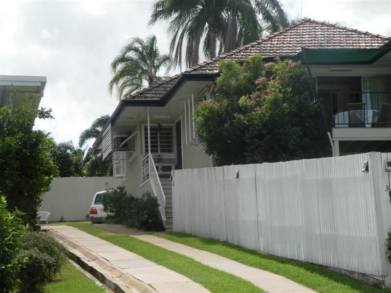 38 Cousins Street, The Range QLD 4700
