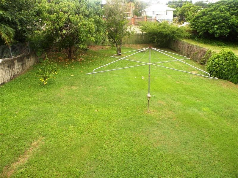 9 Jeffries Street, The Range QLD 4700