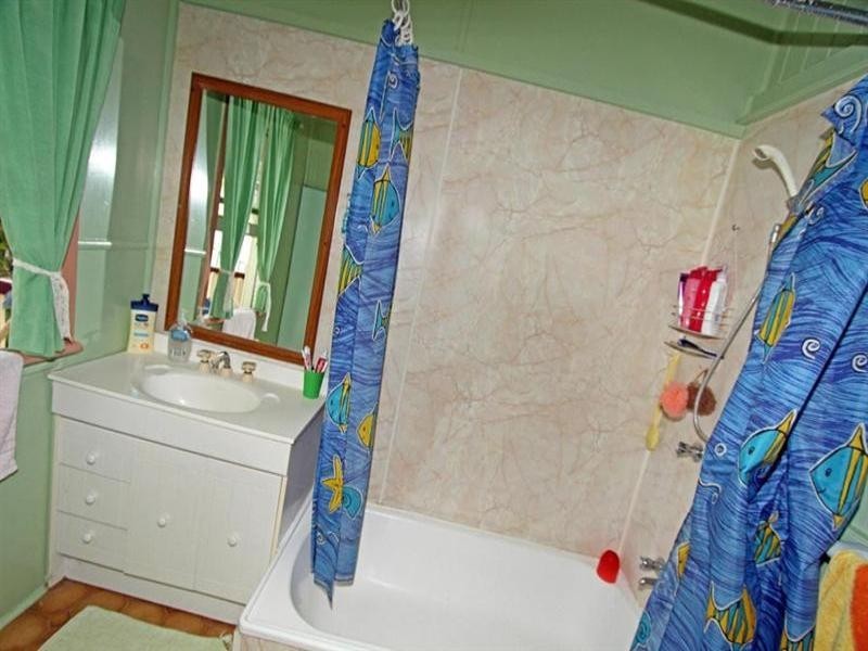 4 Jardine Street, Wandal QLD 4700