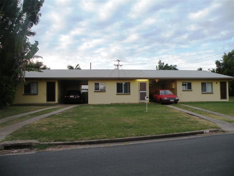 48 Stenlake Avenue, Park Avenue QLD 4701