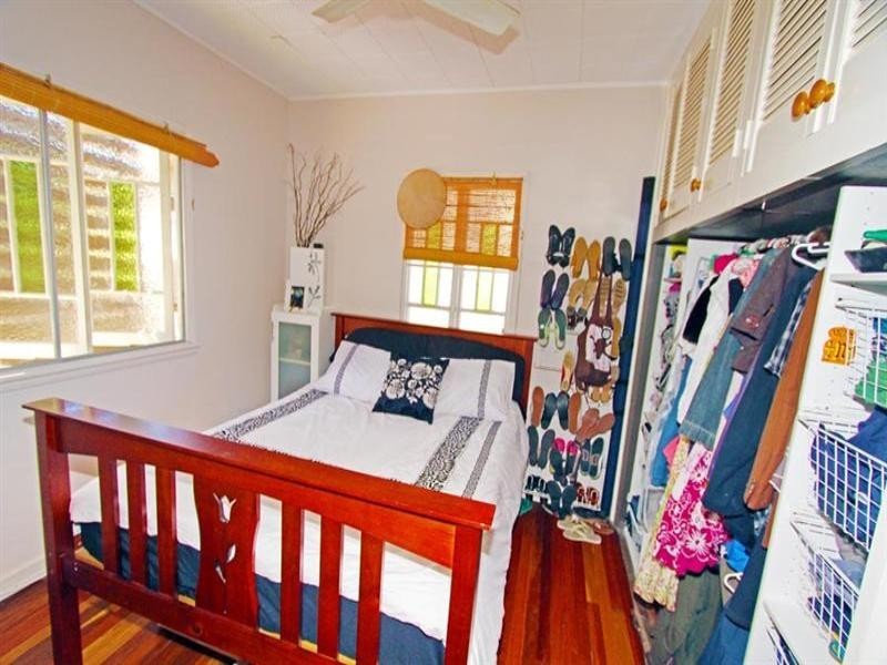 82 Agnes Street, The Range QLD 4700