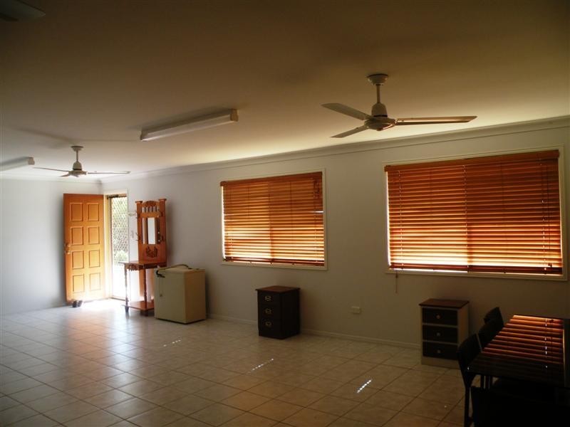 101 Emu Park Road, Nerimbera QLD 4701