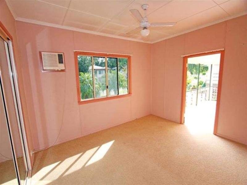 136 HOUSDEN Street, Berserker QLD 4701