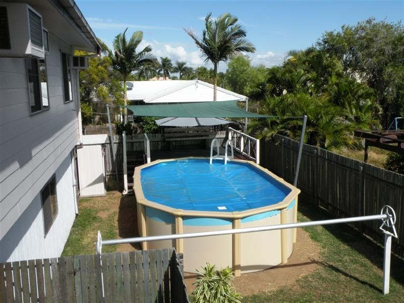 15 Duffy Street, Kawana QLD 4701
