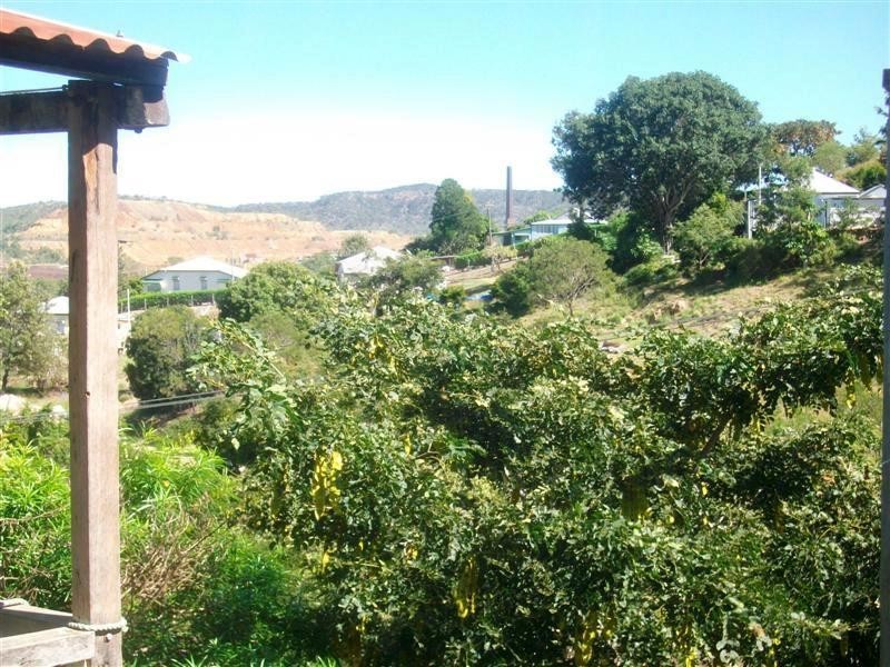 15 Ganter Street, Mount Morgan QLD 4714