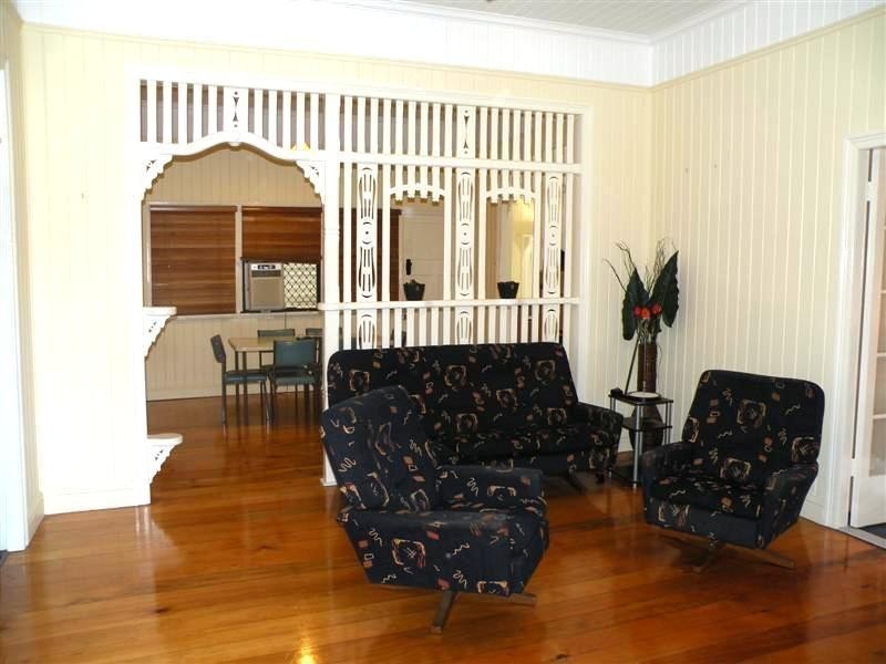 123 Spike Street, Berserker QLD 4701