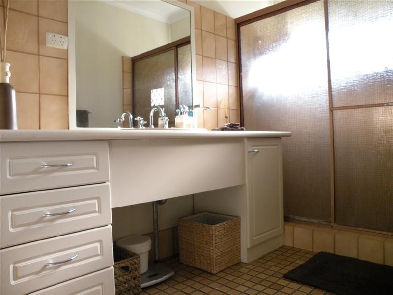 329 Philp Avenue, Frenchville QLD 4701