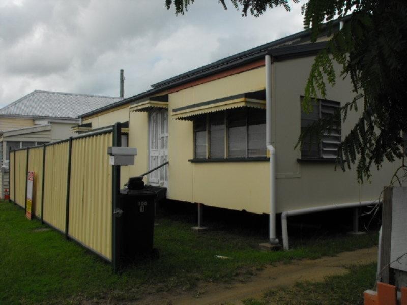 100 West Street, The Range QLD 4700