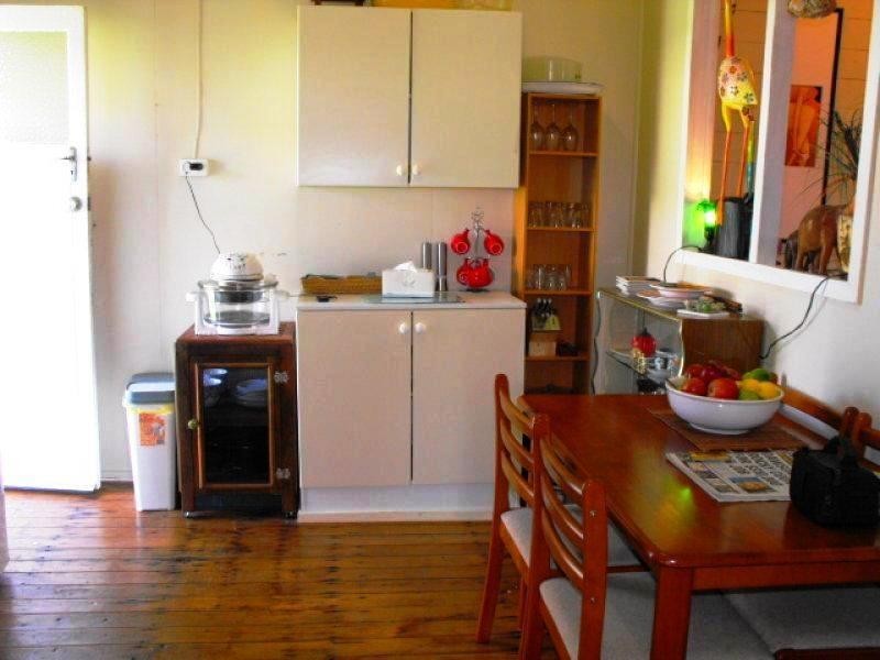 100 West Street, The Range QLD 4700