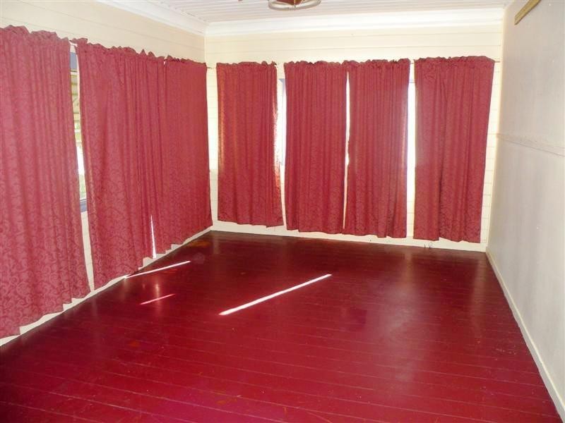 6 Naughton Street, Wandal QLD 4700