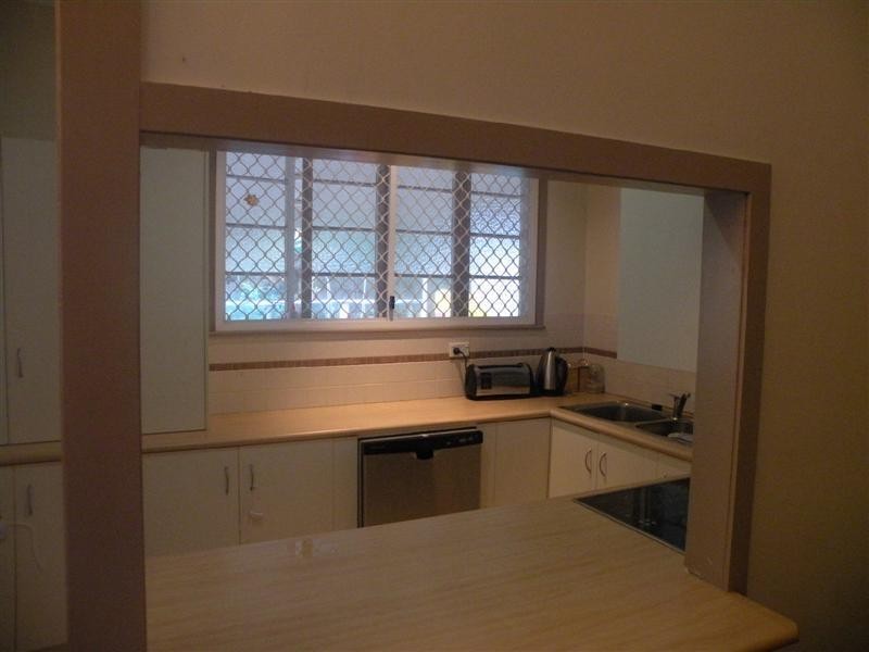 21 Woodville Street, Wandal QLD 4700