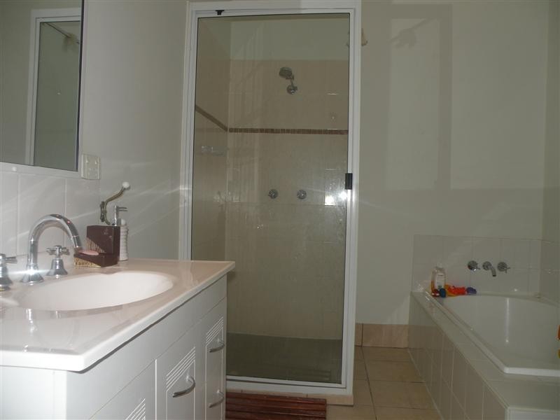 21 Woodville Street, Wandal QLD 4700