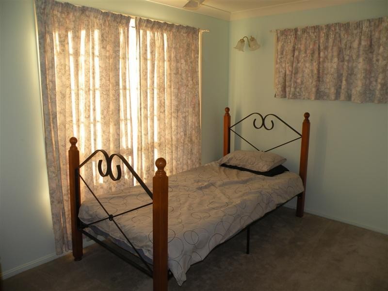 94 Constance Avenue, Rockyview QLD 4701