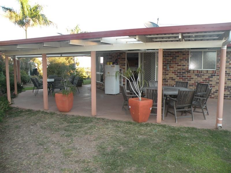 94 Constance Avenue, Rockyview QLD 4701