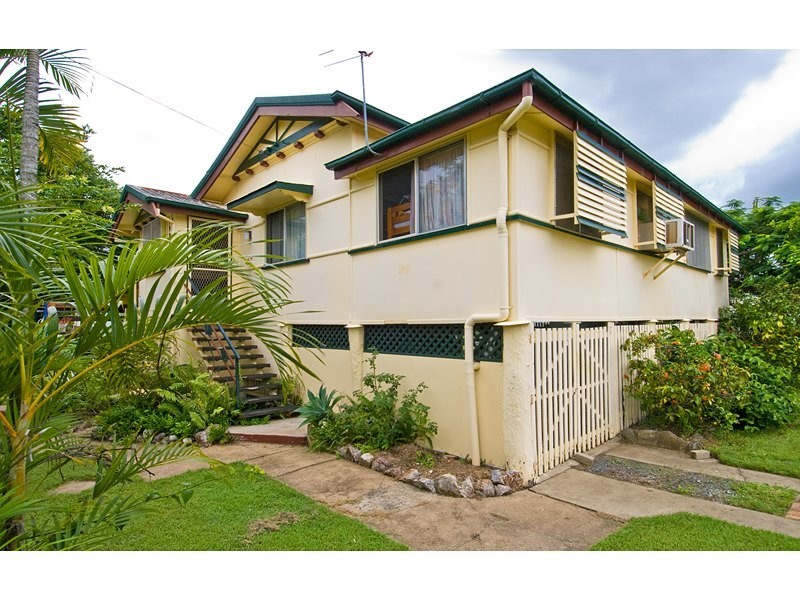 85 Thorn Street, Berserker QLD 4701