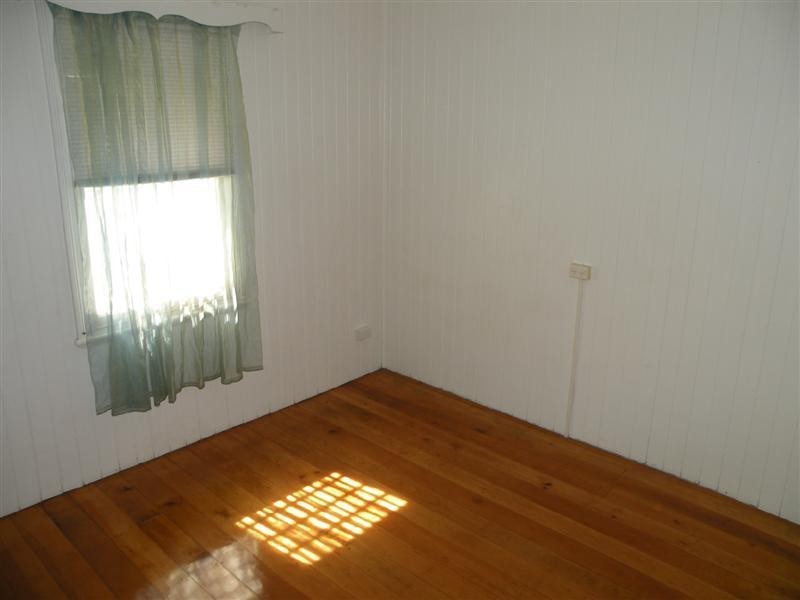 52 WILKINSON Street, Wandal QLD 4700