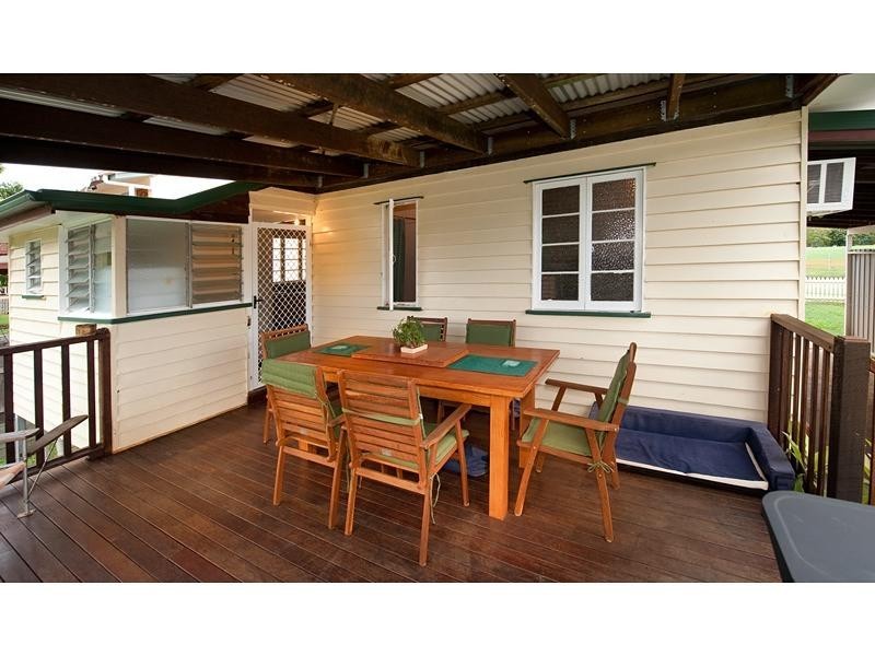 18 MACKAY Street, Lakes Creek QLD 4701