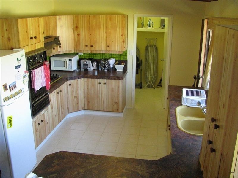 123 Lindleys Road, Etna Creek QLD 4702