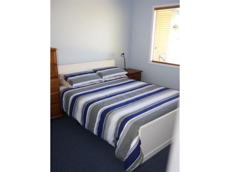 32 Elwing Street, Kawana QLD 4701