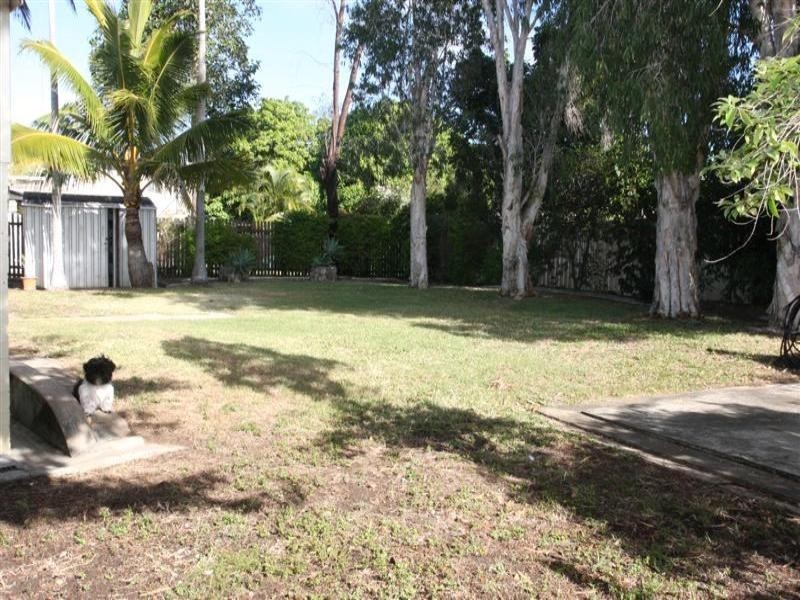 32 Elwing Street, Kawana QLD 4701