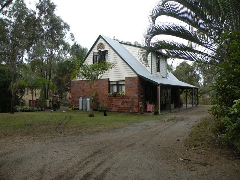 21 Rhys Avenue, The Caves QLD 4702